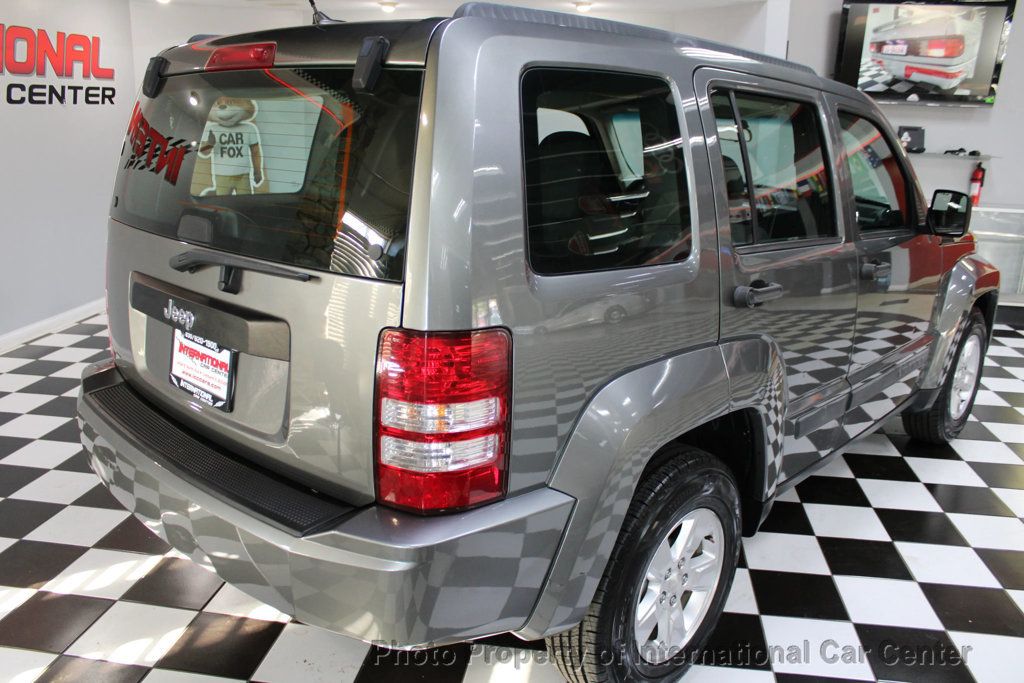 2012 Jeep Liberty Sport SUV 4D - 22939704 - 3