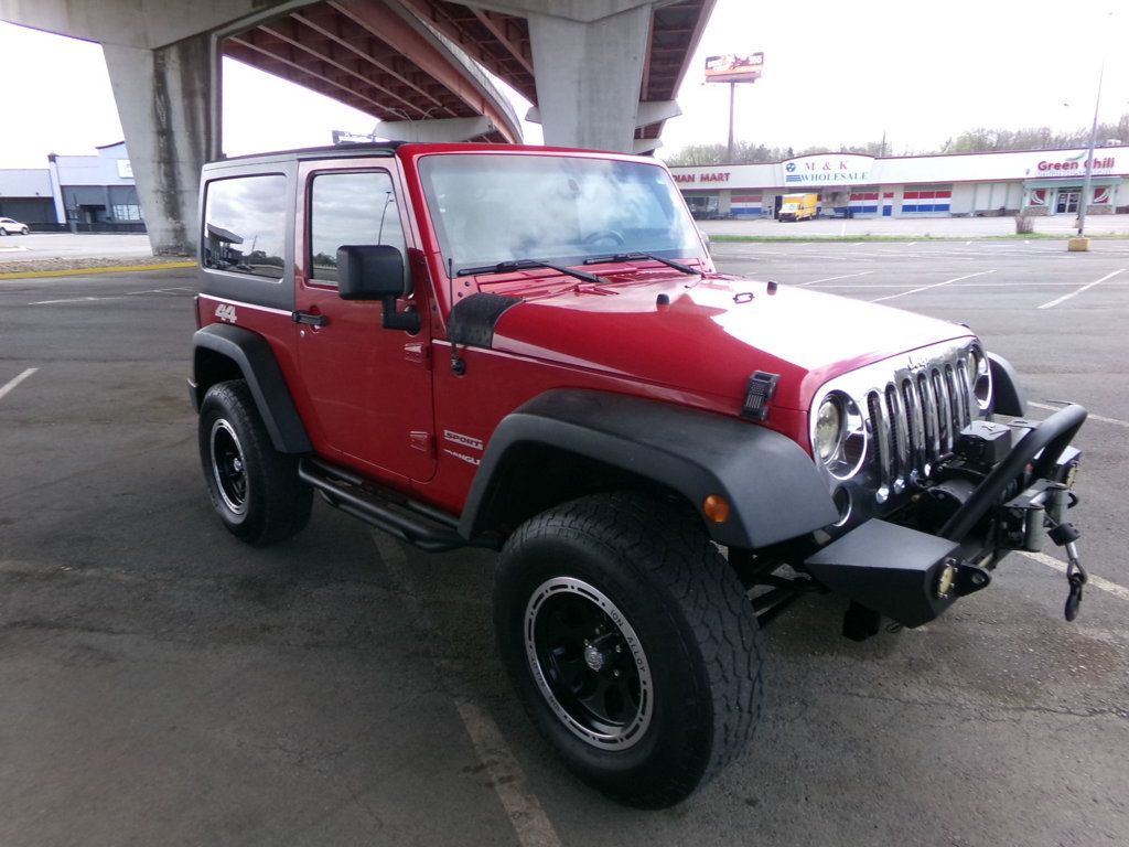 2012 Jeep Wrangler 4WD 2dr Freedom Edition - 23000023 - 3