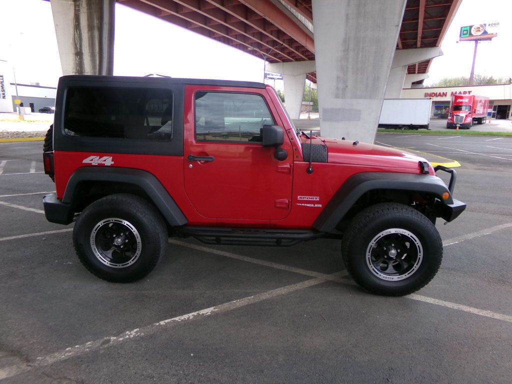 2012 Jeep Wrangler 4WD 2dr Freedom Edition - 23000023 - 4