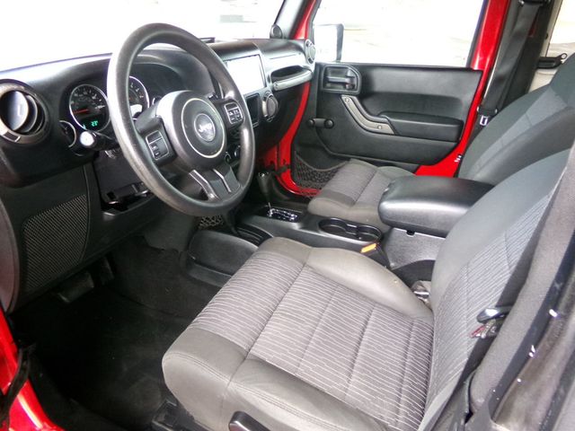 2012 Jeep Wrangler 4WD 2dr Freedom Edition - 23000023 - 8