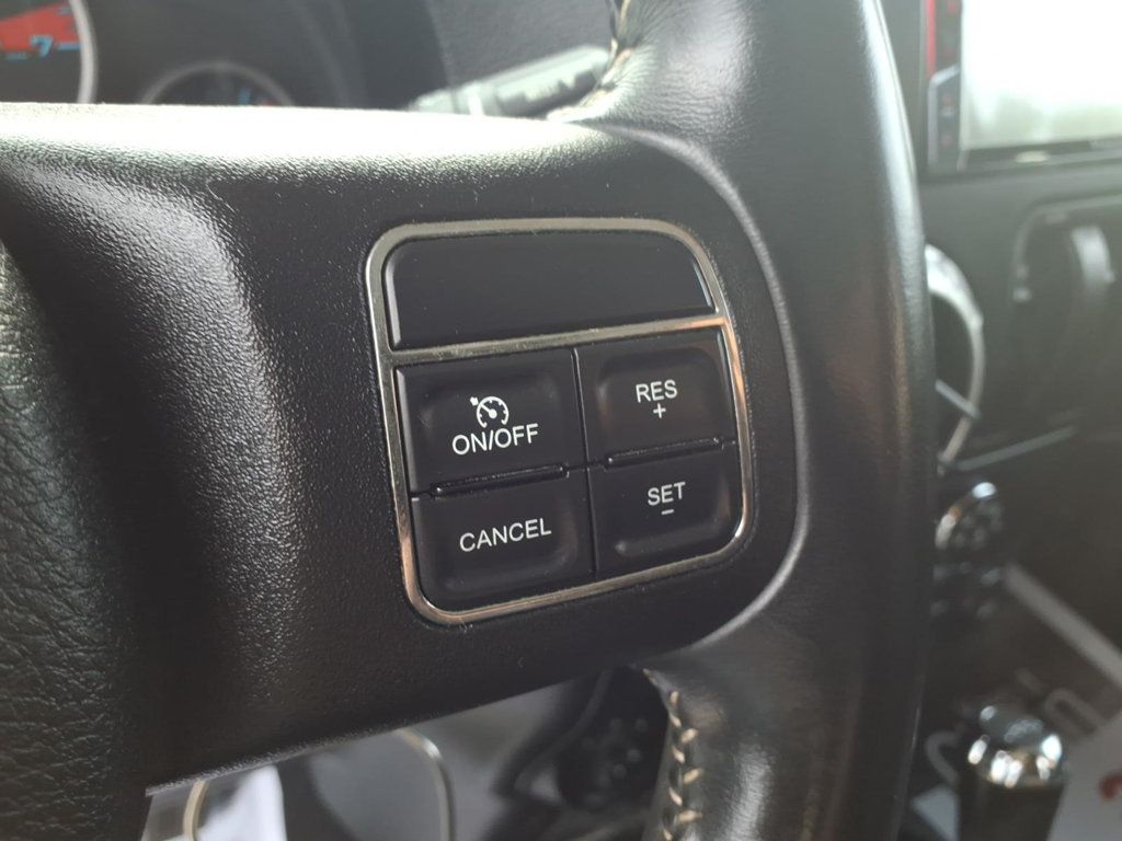 2012 Jeep Wrangler 4WD 2dr Rubicon - 23018575 - 9