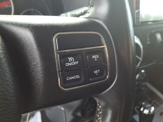 2012 Jeep Wrangler 4WD 2dr Rubicon - 23018575 - 9