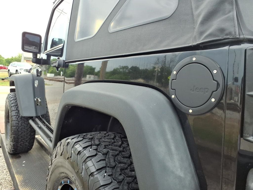 2012 Jeep Wrangler 4WD 2dr Rubicon - 23018575 - 14