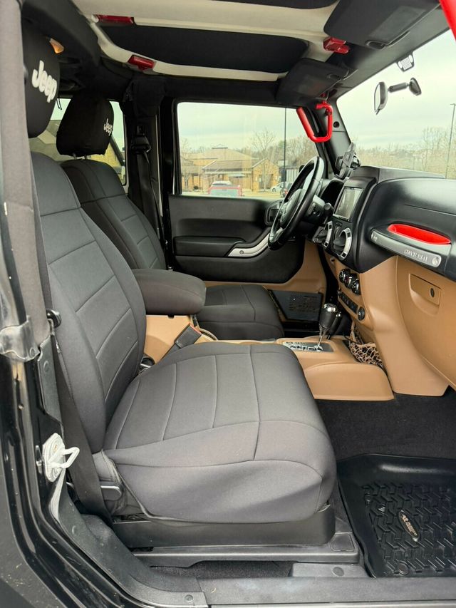 2012 Jeep Wrangler 4WD 2dr Rubicon - 22966741 - 10