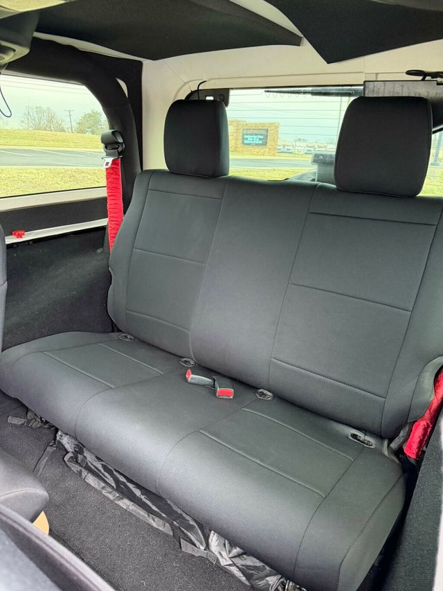 2012 Jeep Wrangler 4WD 2dr Rubicon - 22966741 - 12