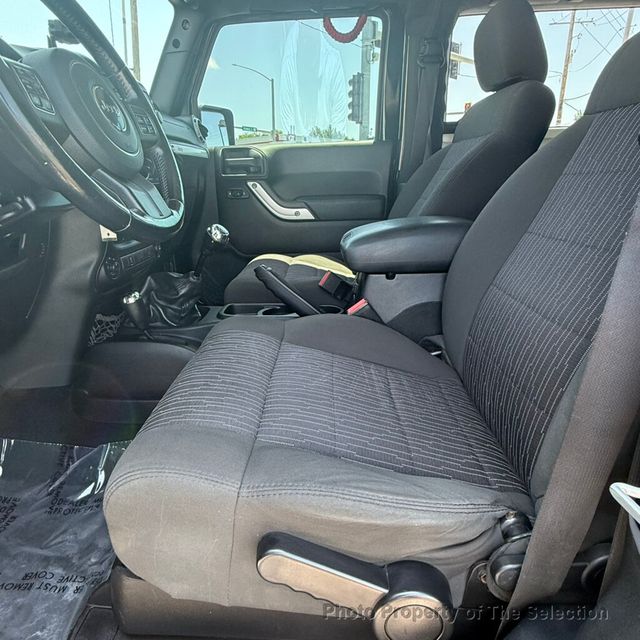 2012 Jeep Wrangler 4WD 2DR RUBICON W/HARDTOP & CONVENIENCE PACKAGE - 23029213 - 20