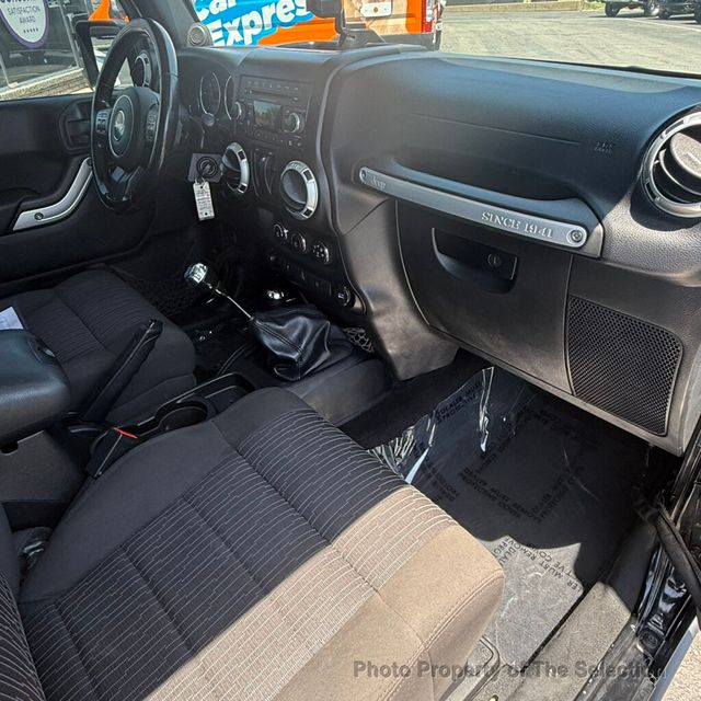 2012 Jeep Wrangler 4WD 2DR RUBICON W/HARDTOP & CONVENIENCE PACKAGE - 23029213 - 41