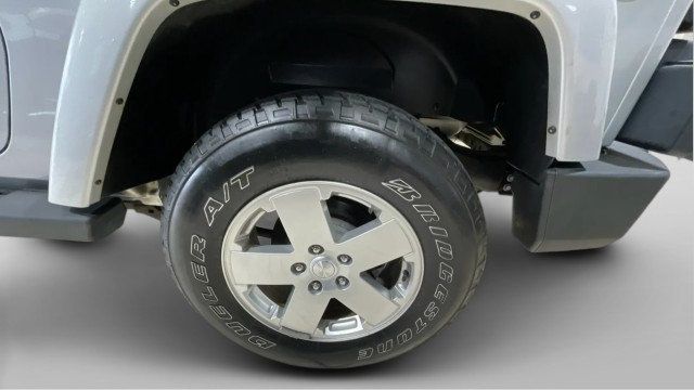 2012 Jeep Wrangler 4WD 2dr Sahara - 22964776 - 15