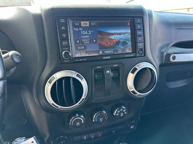 2012 Jeep Wrangler 4WD 2dr Sahara - 22952131 - 15