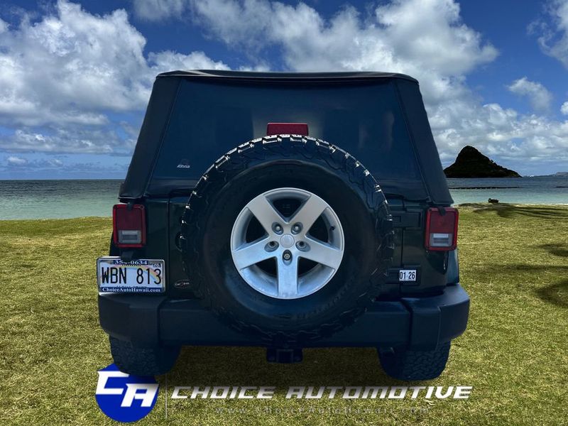 2012 Jeep Wrangler 4WD 2dr Sahara - 22952131 - 6