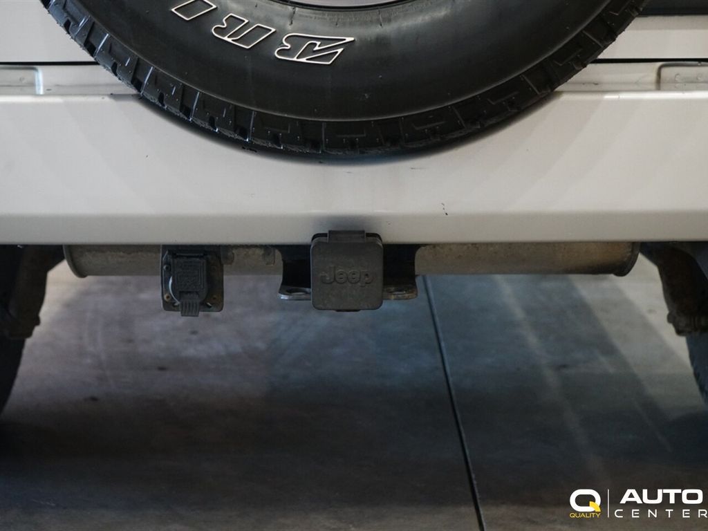 2012 Jeep Wrangler 4WD 2dr Sahara - 22918269 - 7