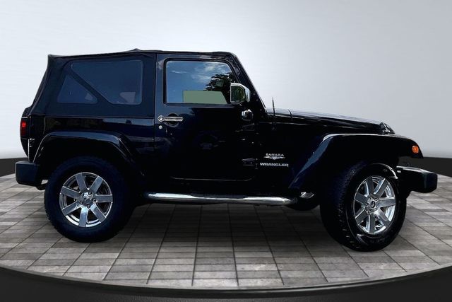 2012 Jeep Wrangler 4WD 2dr Sahara - 23057918 - 7