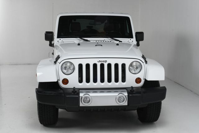 2012 Jeep Wrangler 4WD 2dr Sahara - 22555959 - 8