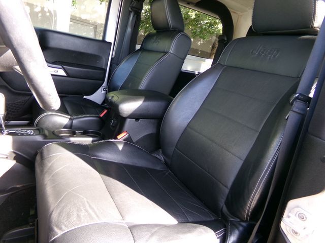 2012 Jeep Wrangler 4WD 2dr Sahara - 22973895 - 4