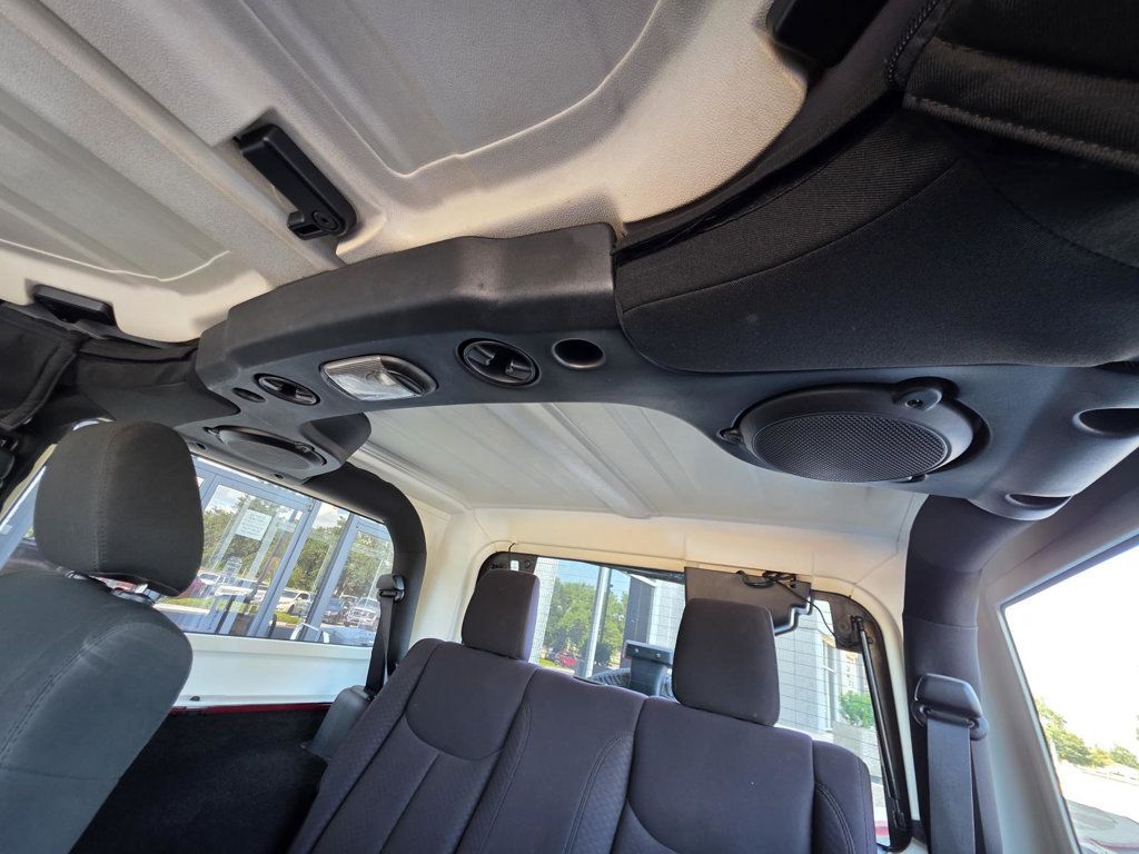2012 Jeep Wrangler Two-Door Sport photo 8