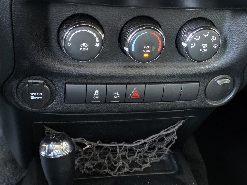 2012 Jeep Wrangler Two-Door Sport photo 11