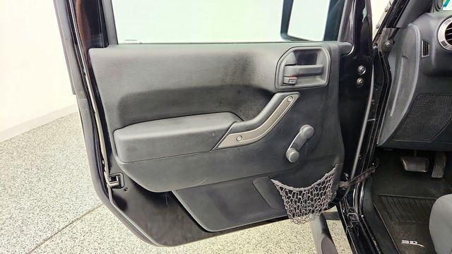2012 Jeep Wrangler 4WD 2dr Sport - 23091738 - 9