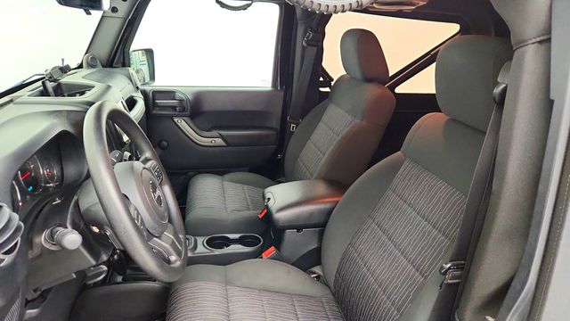 2012 Jeep Wrangler 4WD 2dr Sport w/ 33'' Tires, Black Wheels & Pioneer Touchscreen - 23091738 - 17