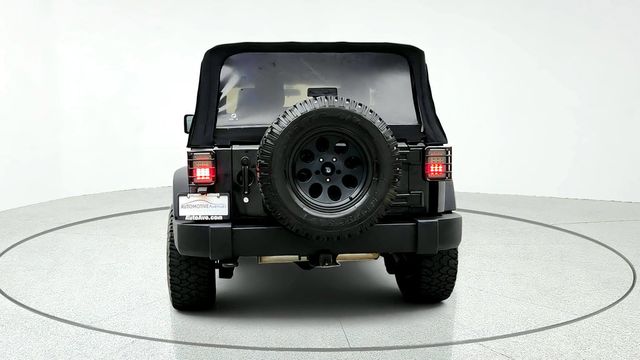 2012 Jeep Wrangler 4WD 2dr Sport w/ 33'' Tires, Black Wheels & Pioneer Touchscreen - 23091738 - 5