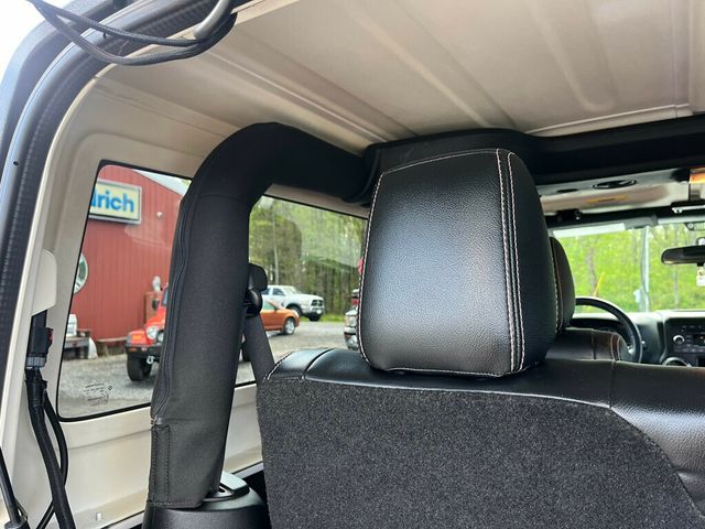 2012 Jeep Wrangler Lifted 2 Door Wrangler Hard Top 4x4 JK - 22998031 - 37