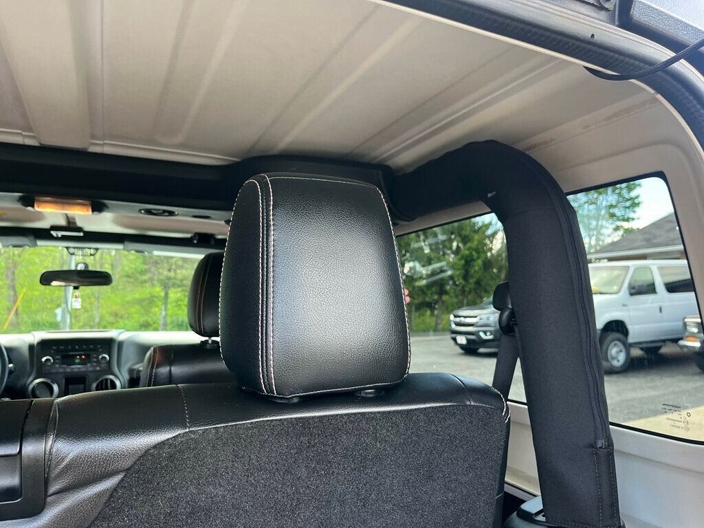 2012 Jeep Wrangler Lifted 2 Door Wrangler Hard Top 4x4 JK - 22998031 - 38