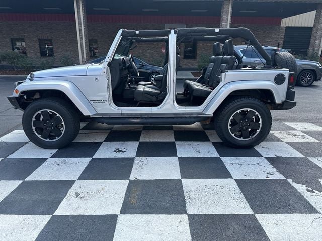 2012 Jeep Wrangler Unlimited Sahara Altitude - 22450113 - 24