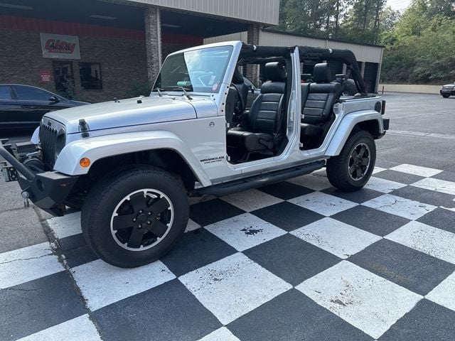 2012 Jeep Wrangler Unlimited Sahara Altitude - 22450113 - 25