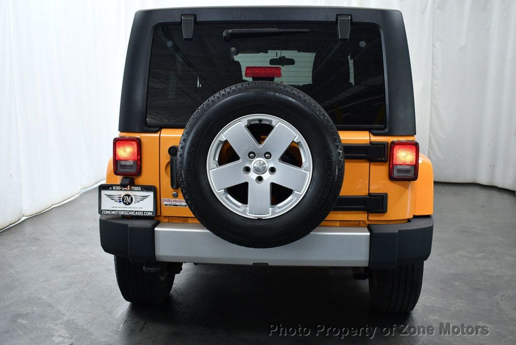 2012 Jeep Wrangler Sahara photo 10
