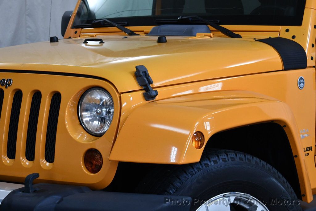 2012 Jeep Wrangler Sahara photo 3