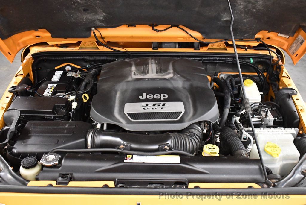 2012 Jeep Wrangler Sahara photo 32