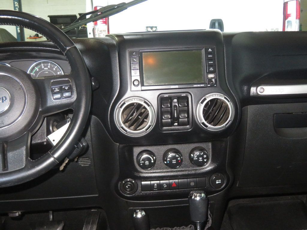 2012 Jeep Wrangler Unlimited 1OWNER AZ JEEP WRANGLER 4DR HARTOP SAHARA EXTRA CLEAN - 22932904 - 36