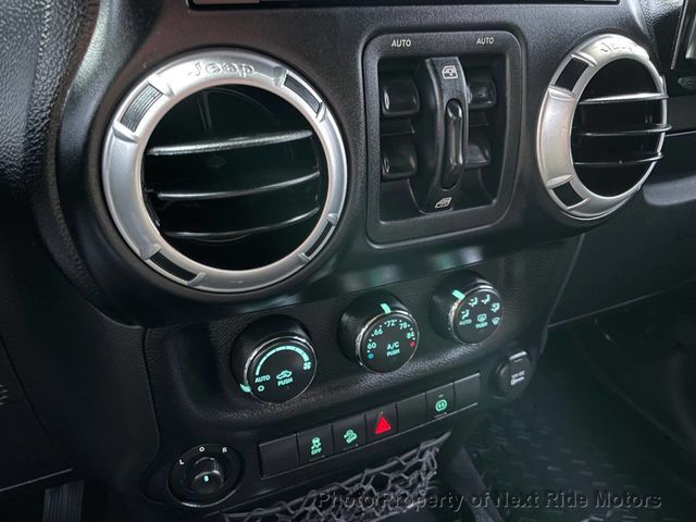 2012 Jeep Wrangler Unlimited 2012 JEEP WRANGLER UNLIMITED SAHARA 4WD SERVICED 615-730-9991 - 22978018 - 22