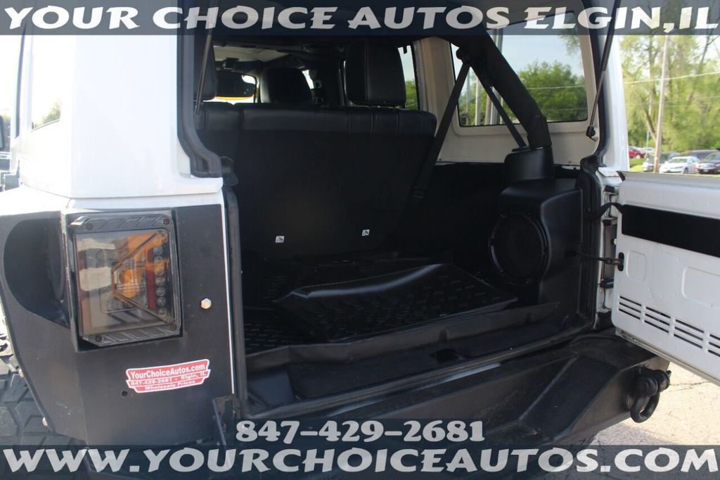 2012 Jeep Wrangler Unlimited 4WD 4dr Rubicon - 21935803 - 14