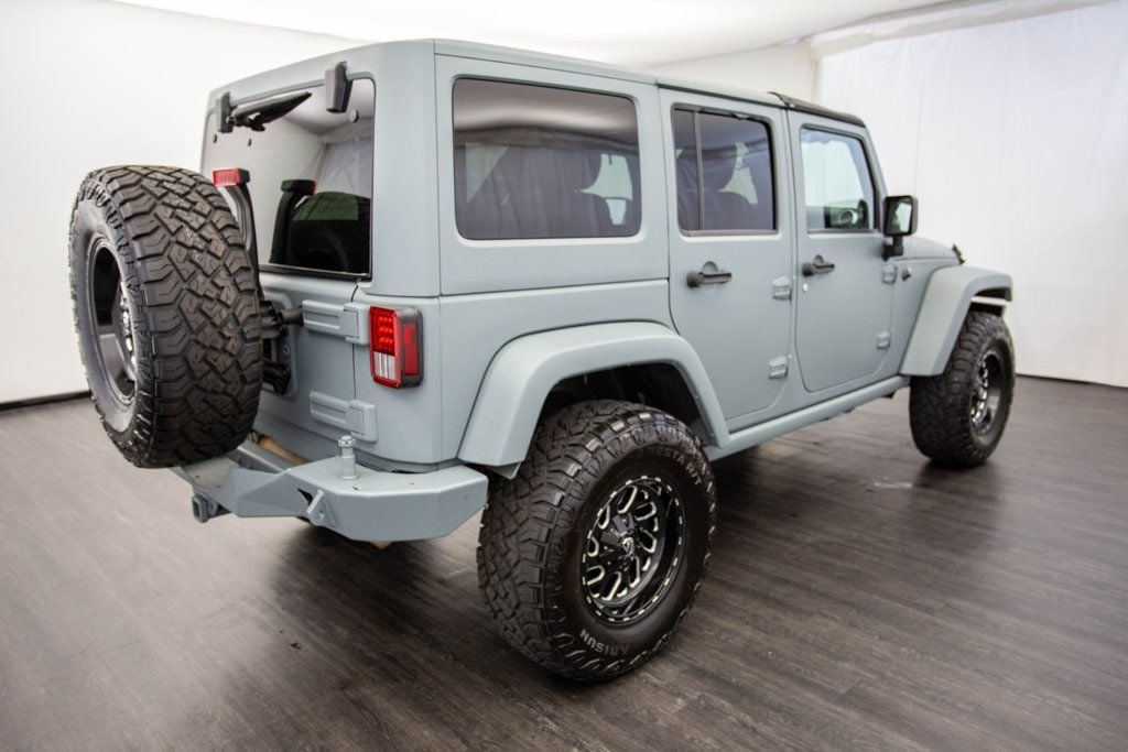 2012 Jeep Wrangler Unlimited 4WD 4dr Rubicon - 22494306 - 9