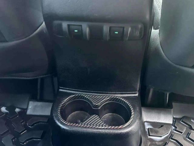 2012 Jeep Wrangler Unlimited 4WD 4dr Sahara - 22998920 - 20