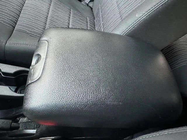 2012 Jeep Wrangler Unlimited 4WD 4dr Sahara - 22998920 - 39