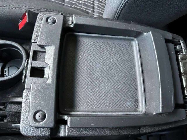 2012 Jeep Wrangler Unlimited 4WD 4dr Sahara - 22998920 - 40