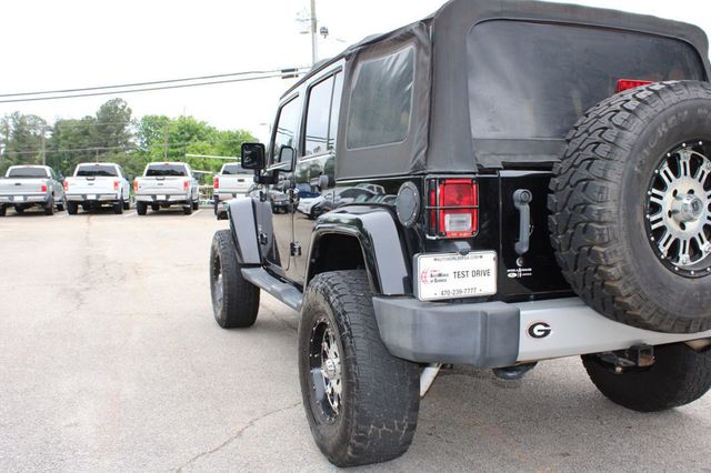 2012 Jeep Wrangler Unlimited 4WD 4dr Sahara - 23023596 - 25