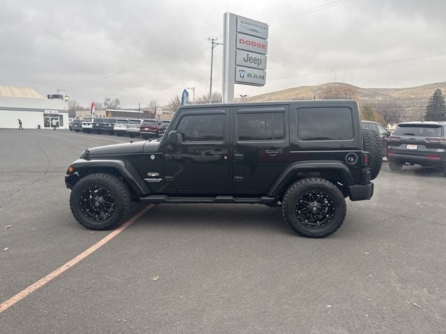 2012 Jeep Wrangler Unlimited Sahara photo 4