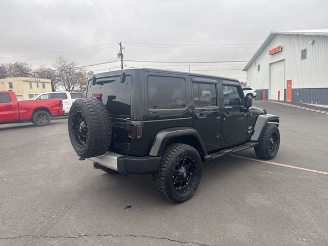 2012 Jeep Wrangler Unlimited Sahara photo 7