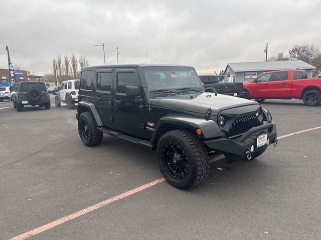 2012 Jeep Wrangler Unlimited Sahara photo 9