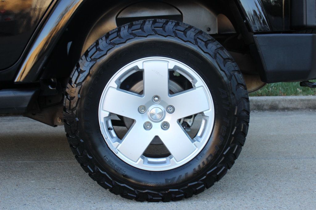 2012 Jeep Wrangler Unlimited 4WD 4dr Sahara - 23092310 - 10