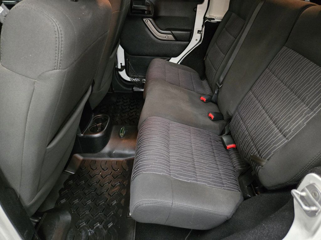 2012 Jeep Wrangler Unlimited 4WD 4dr Sport - 22900484 - 8