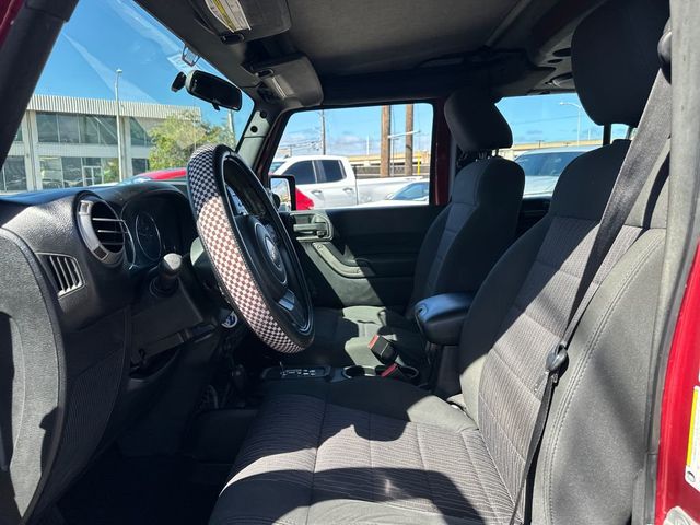 2012 Jeep Wrangler Unlimited 4WD 4dr Sport - 22973950 - 12