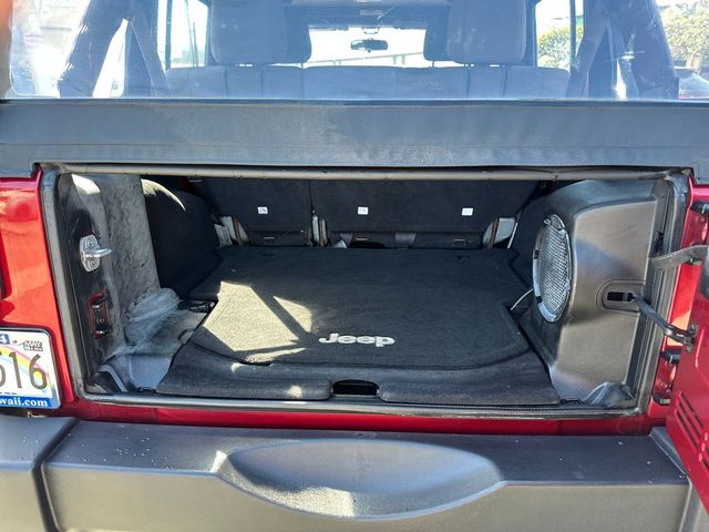 2012 Jeep Wrangler Unlimited 4WD 4dr Sport - 22973950 - 19