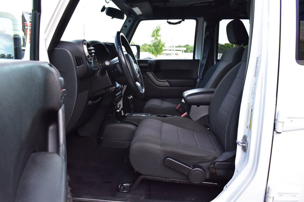 2012 Jeep Wrangler Unlimited Sport photo 13
