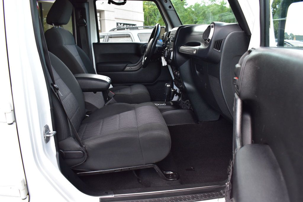 2012 Jeep Wrangler Unlimited Sport photo 16
