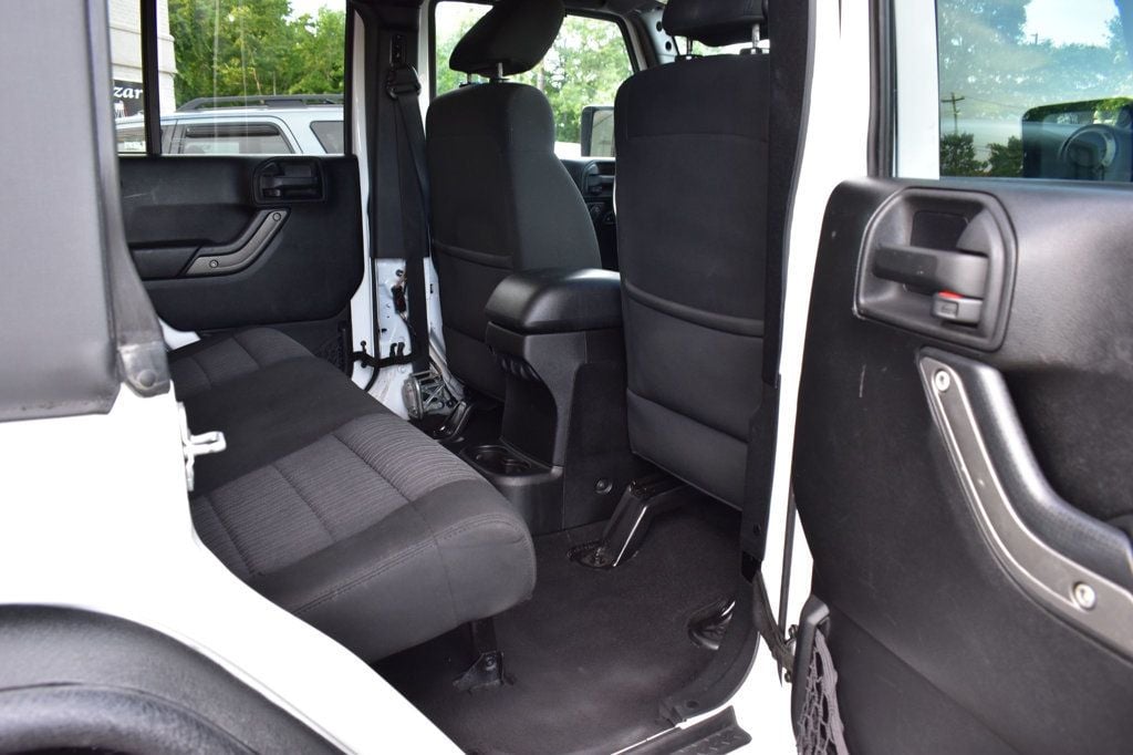 2012 Jeep Wrangler Unlimited Sport photo 24