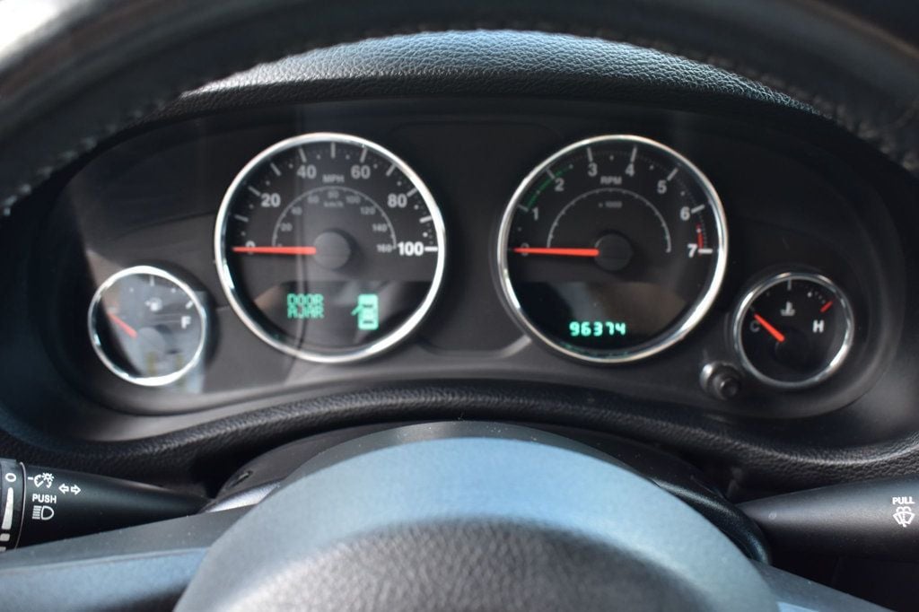 2012 Jeep Wrangler Unlimited Sport photo 28