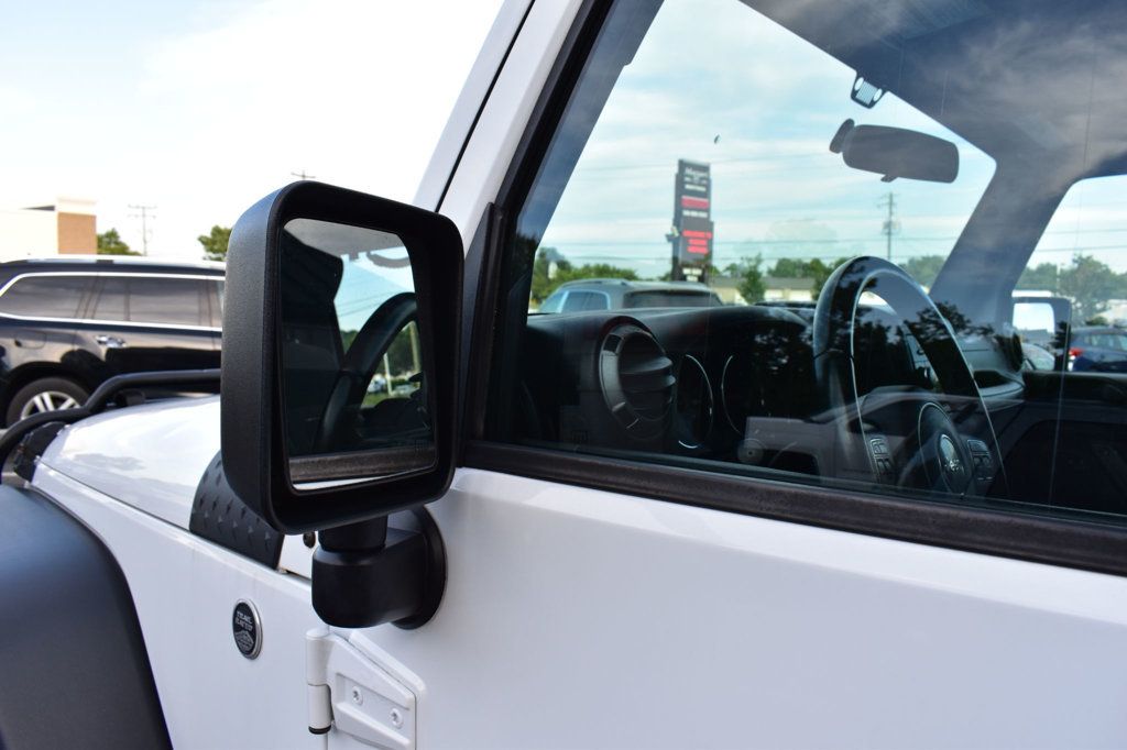 2012 Jeep Wrangler Unlimited Sport photo 35